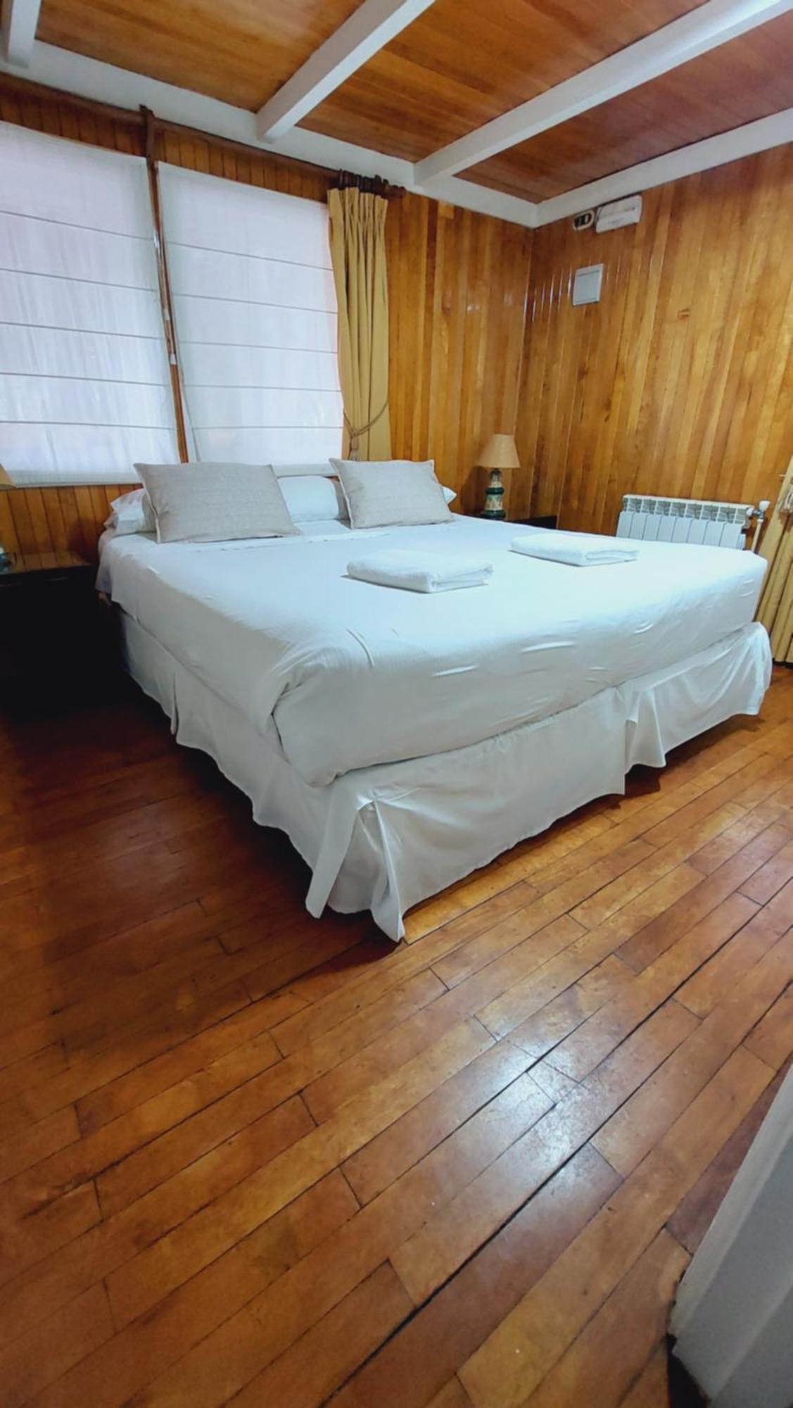 Hotel Y Cabanas Llanuras De Diana - Caja Los Andes Puerto Natales Luaran gambar