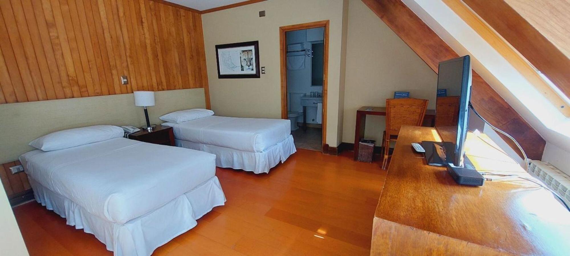 Hotel Y Cabanas Llanuras De Diana - Caja Los Andes Puerto Natales Luaran gambar