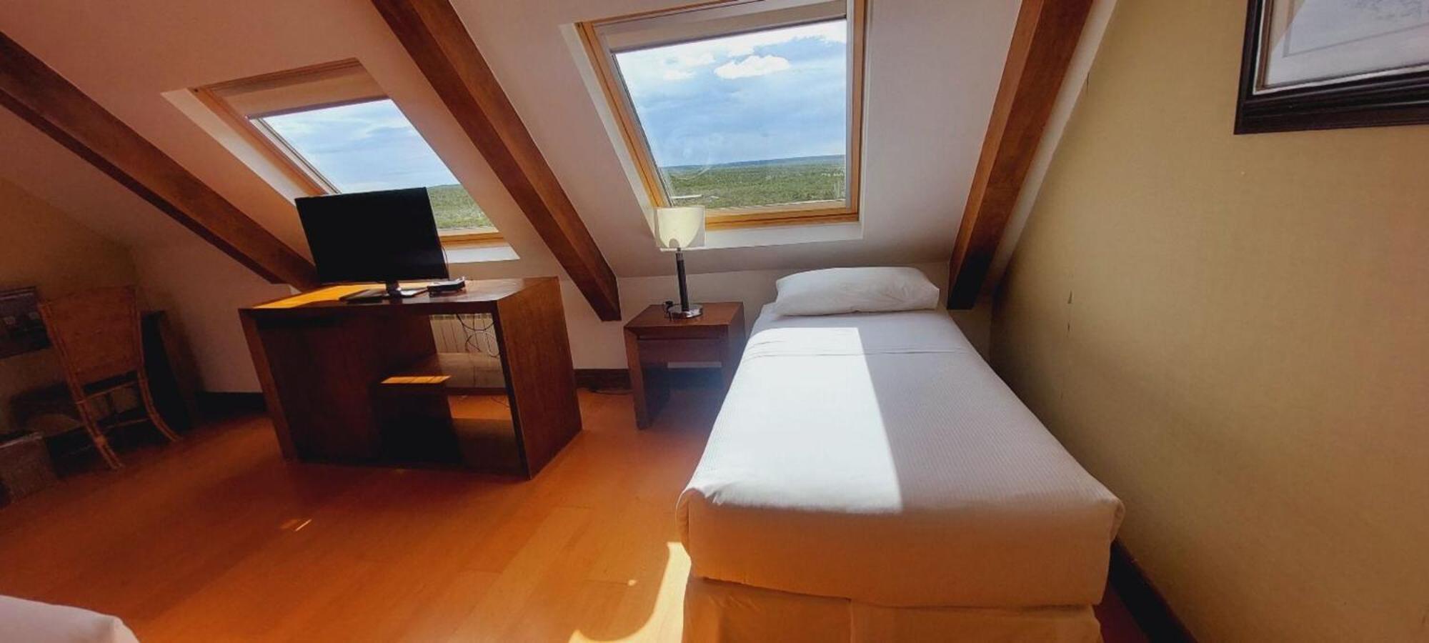 Hotel Y Cabanas Llanuras De Diana - Caja Los Andes Puerto Natales Luaran gambar
