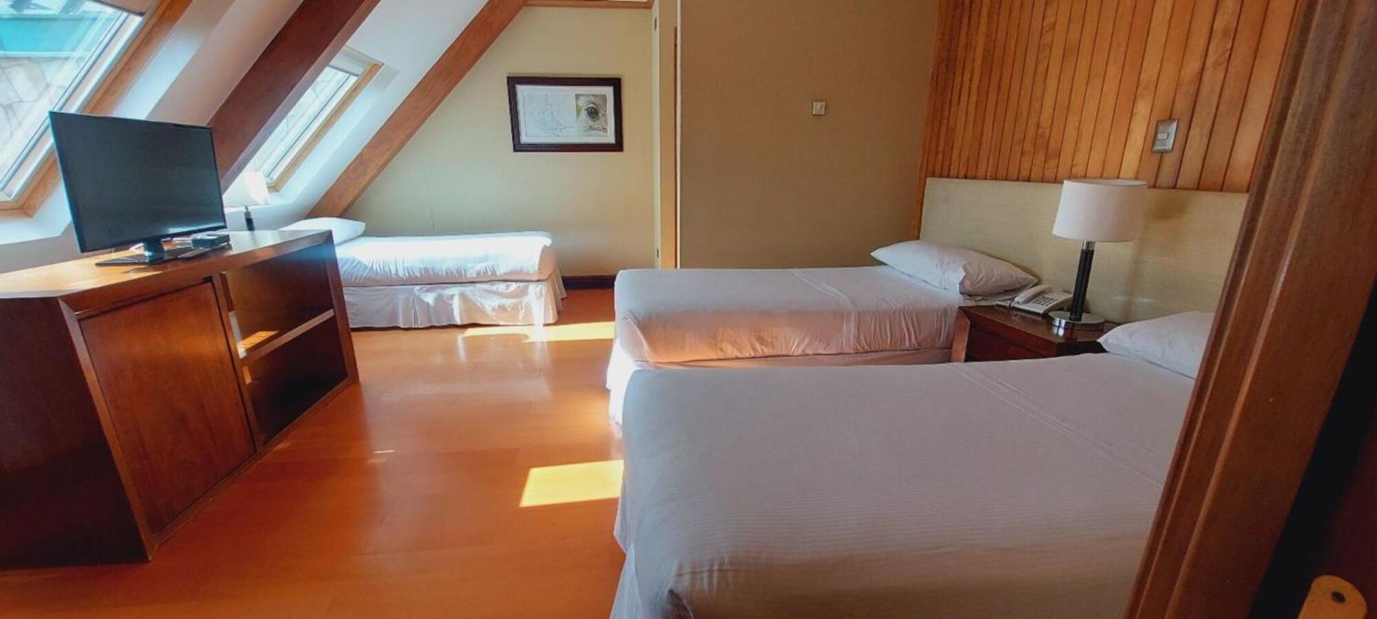 Hotel Y Cabanas Llanuras De Diana - Caja Los Andes Puerto Natales Luaran gambar